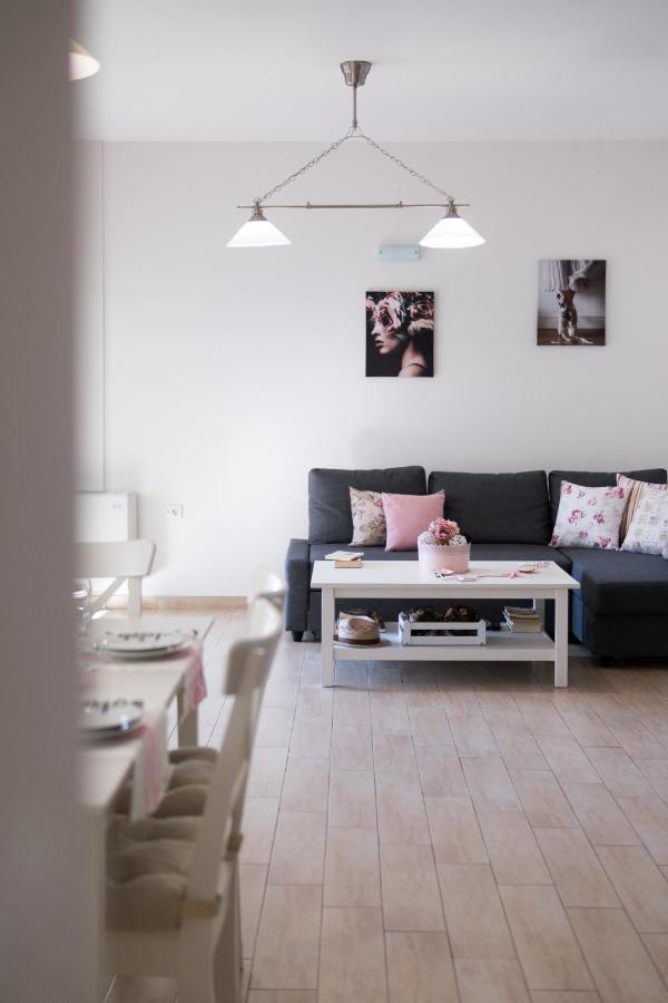 Velanidia Apartments Платарія Екстер'єр фото